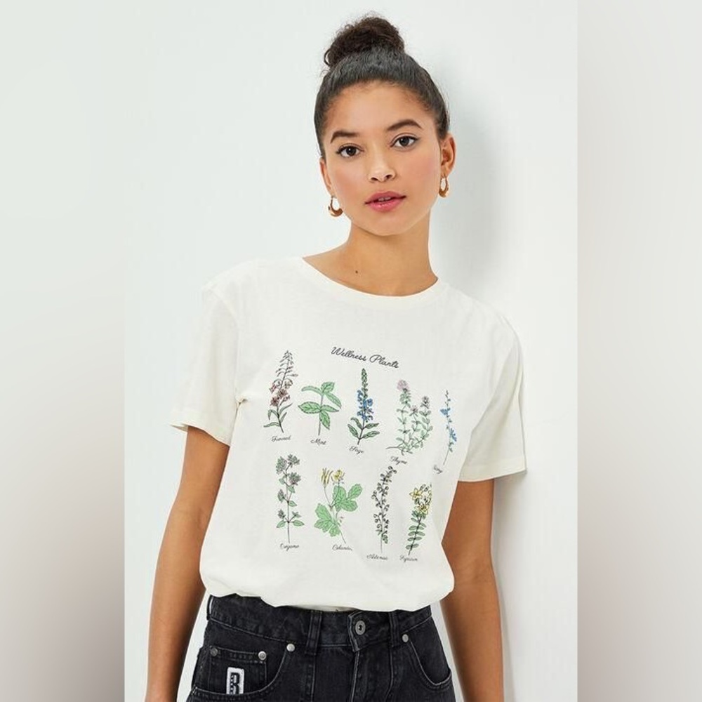 PacSun Desert Dreamer Wellness Plant T-Shirt